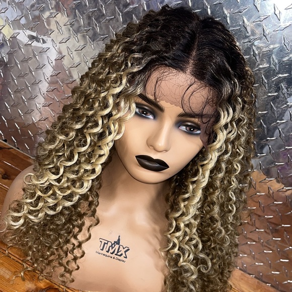 Water wave style lace front - Picture 3 of 6